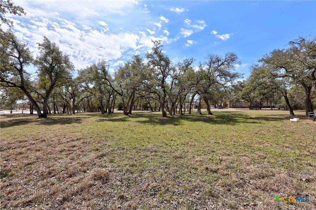 main property photo 10