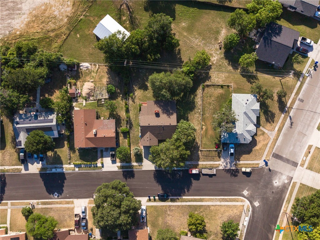 main property photo 24