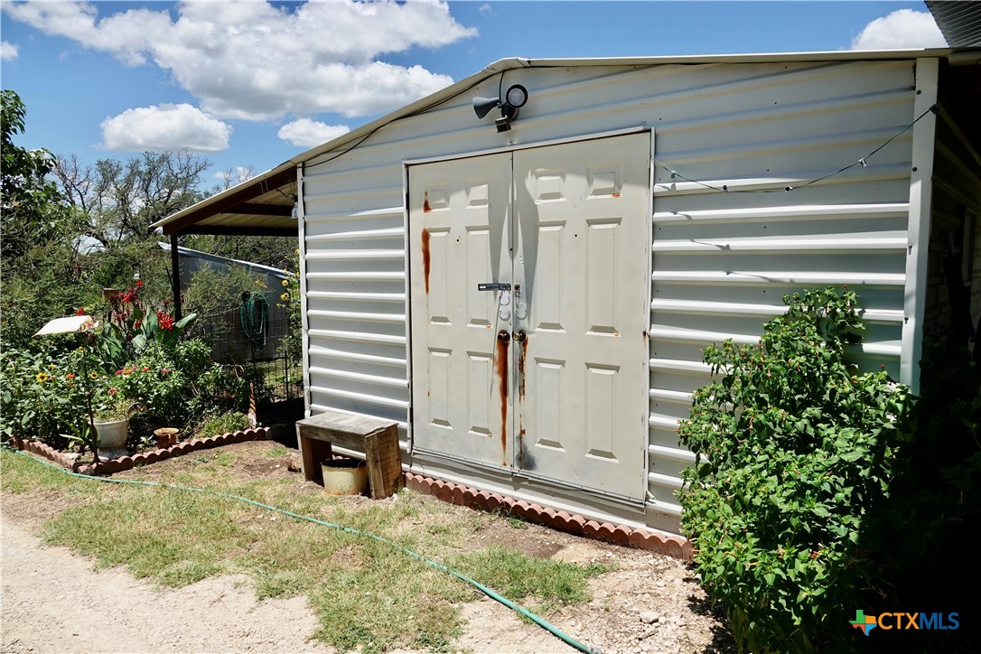 main property photo 36
