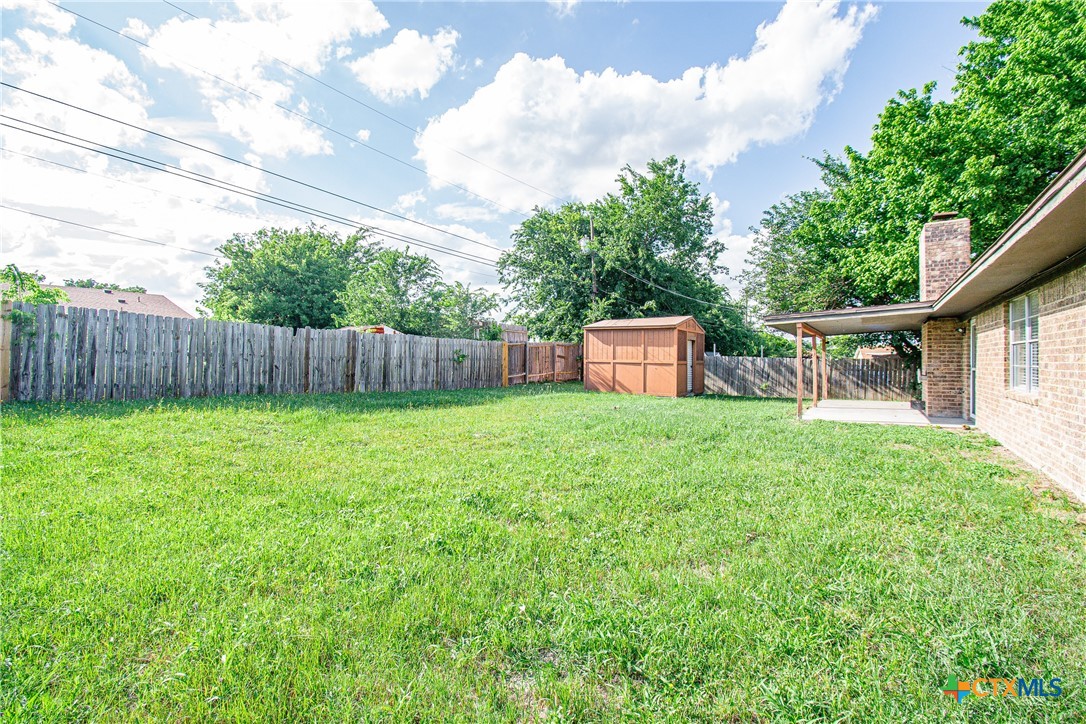 main property photo 17