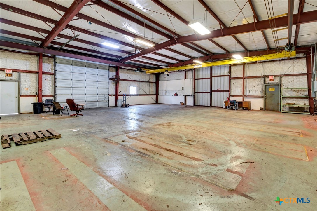 main property photo 16