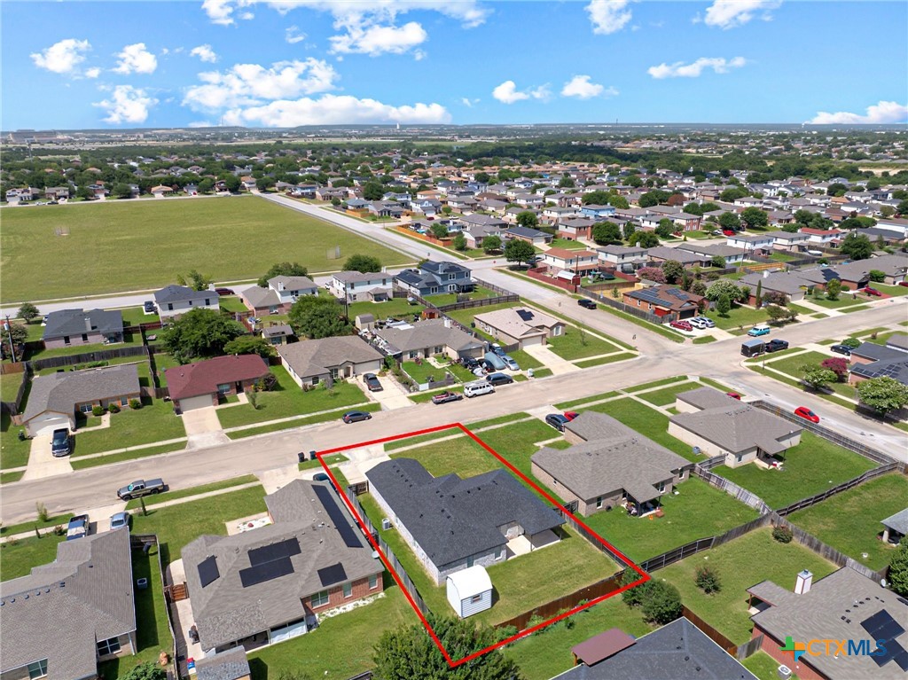 main property photo 32