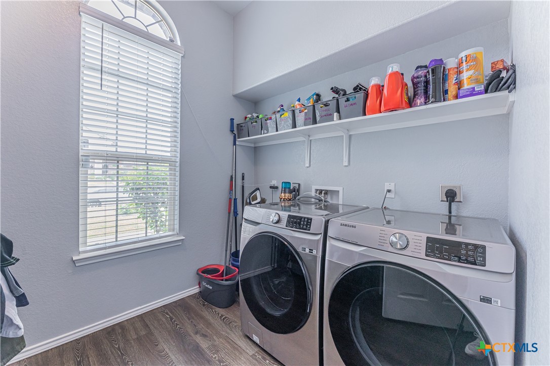 main property photo 16