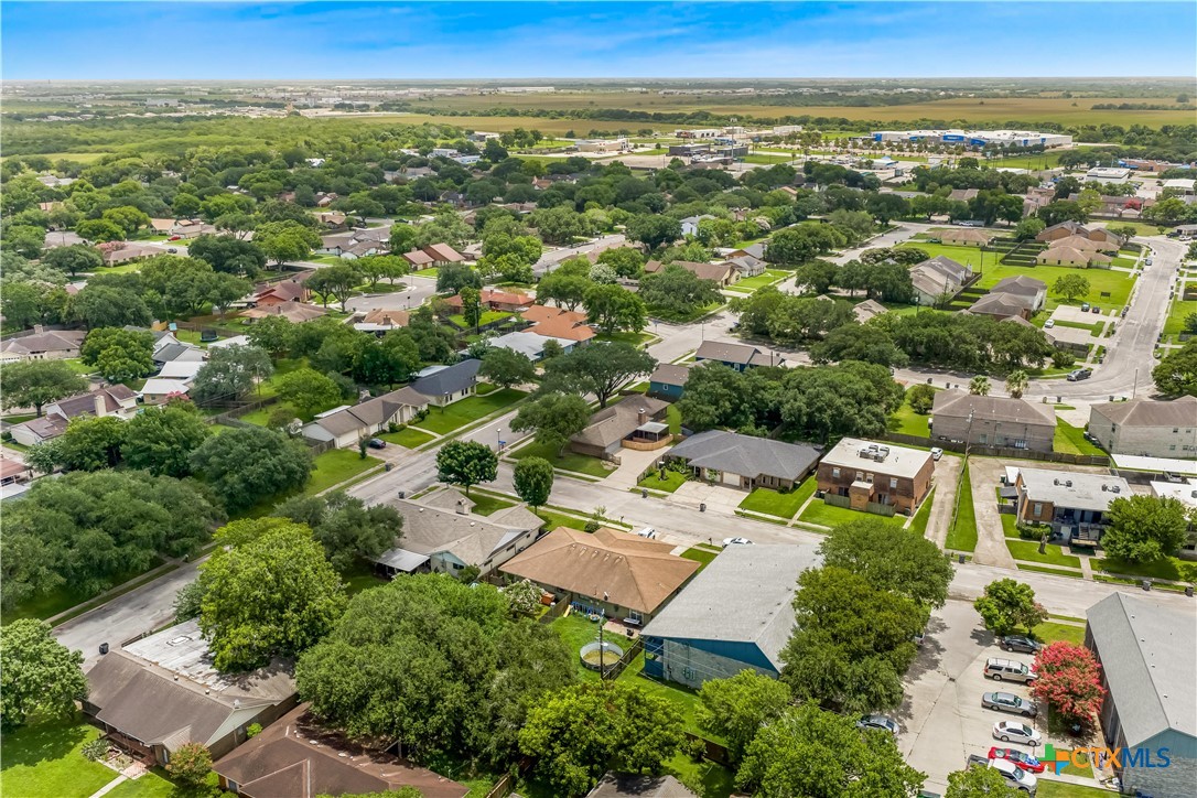 main property photo 35