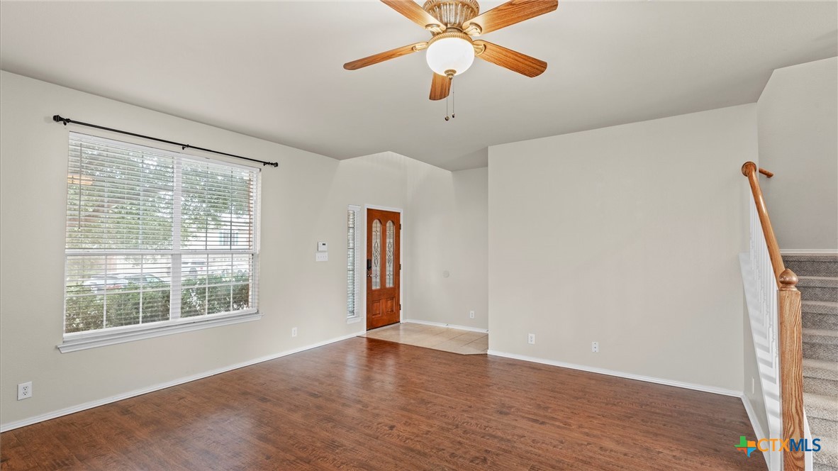 main property photo 10