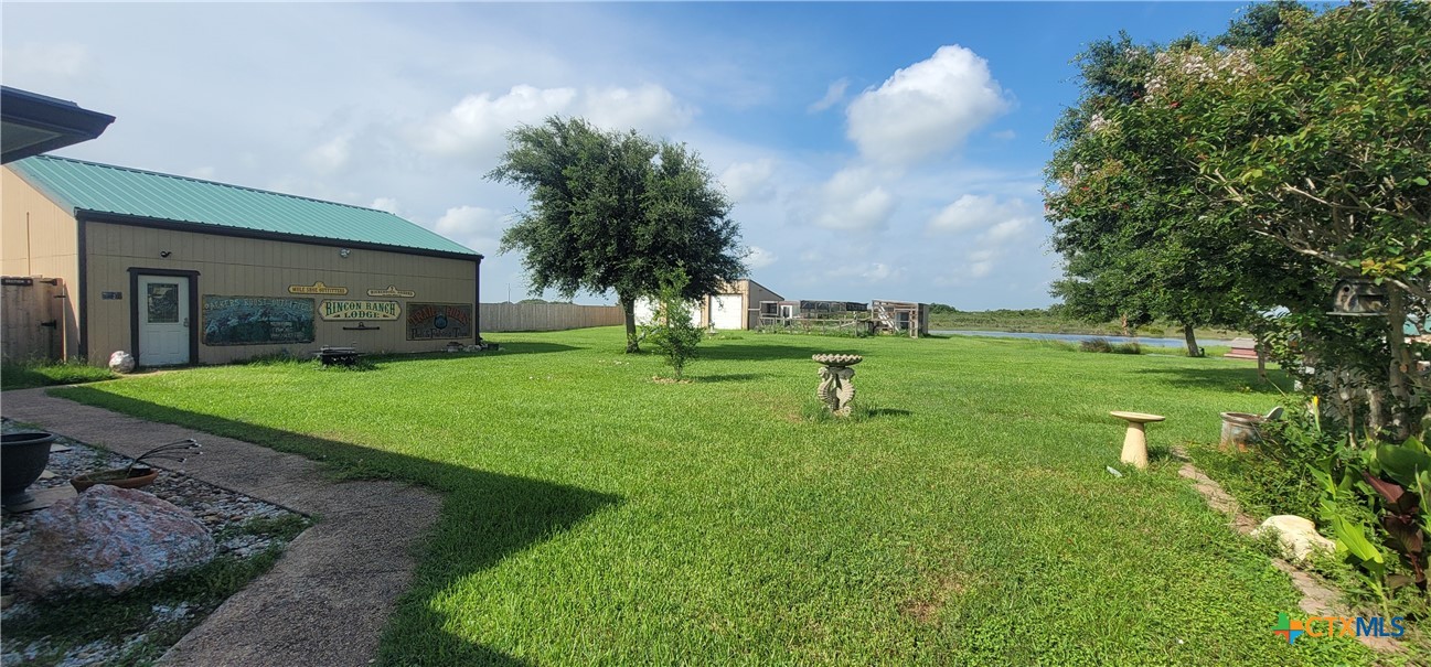 main property photo 6