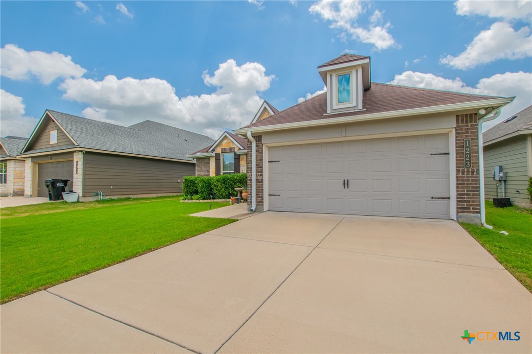 main property photo 19