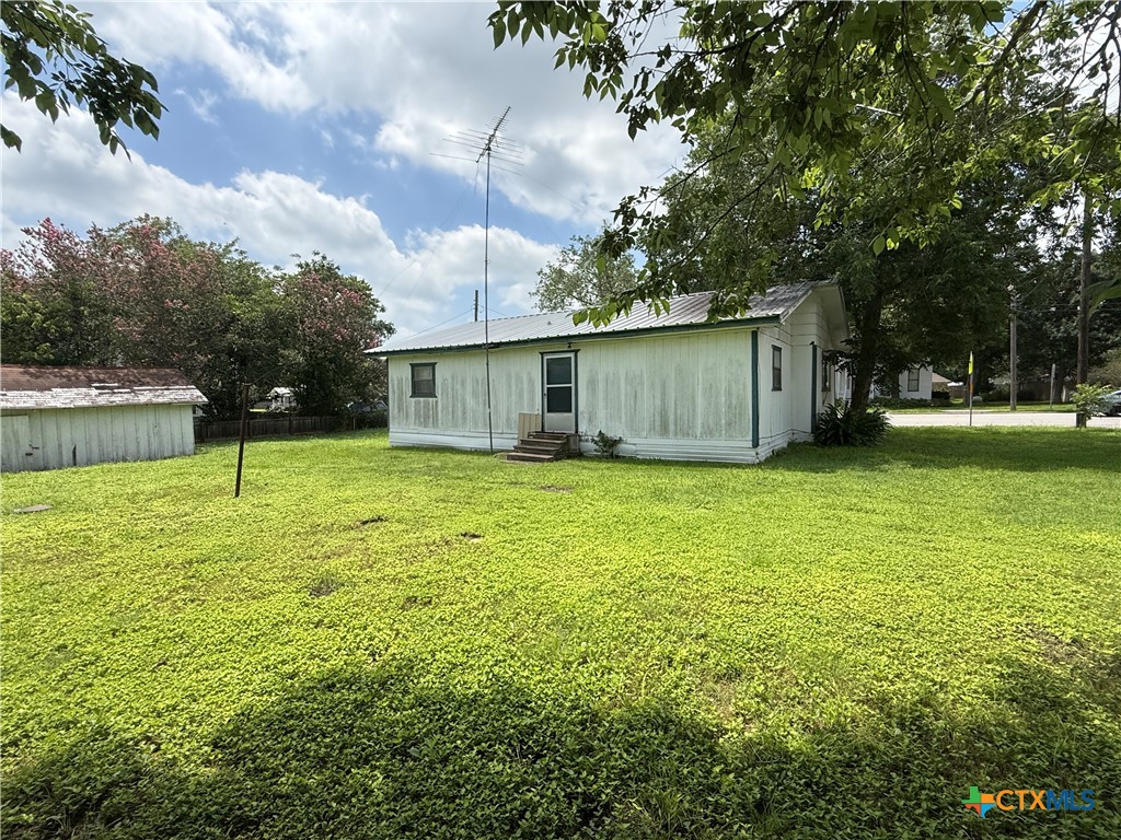 main property photo 10