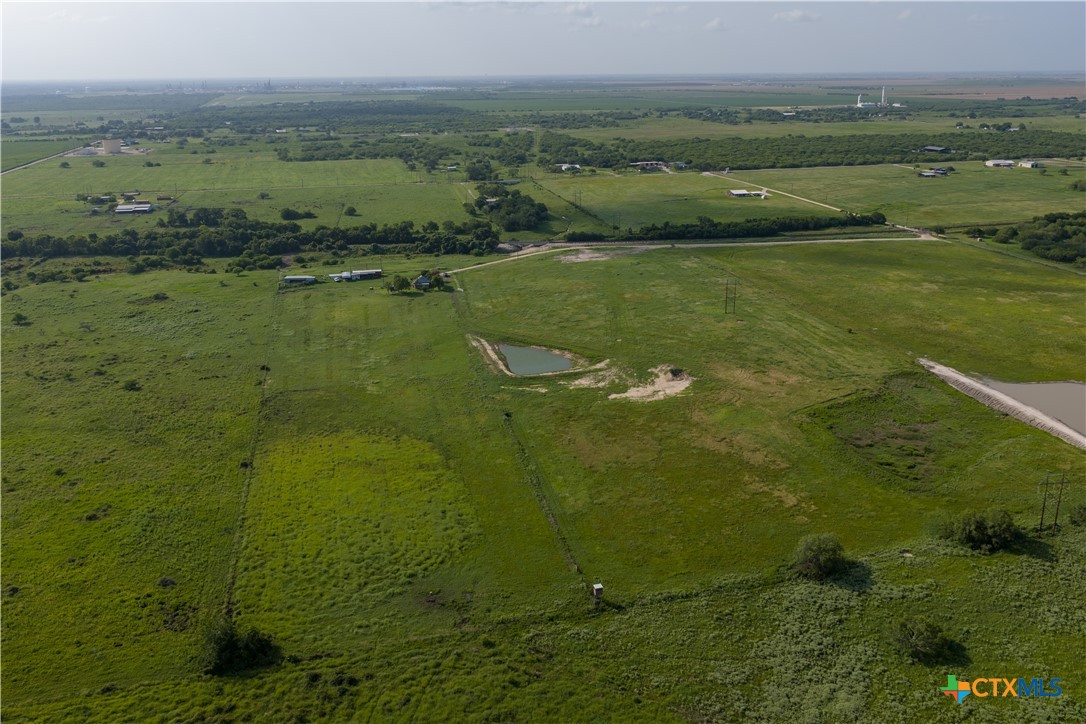 main property photo 16