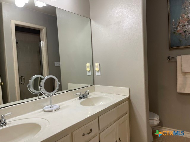 main property photo 13