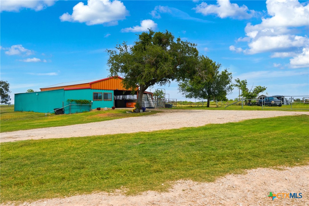 main property photo 40