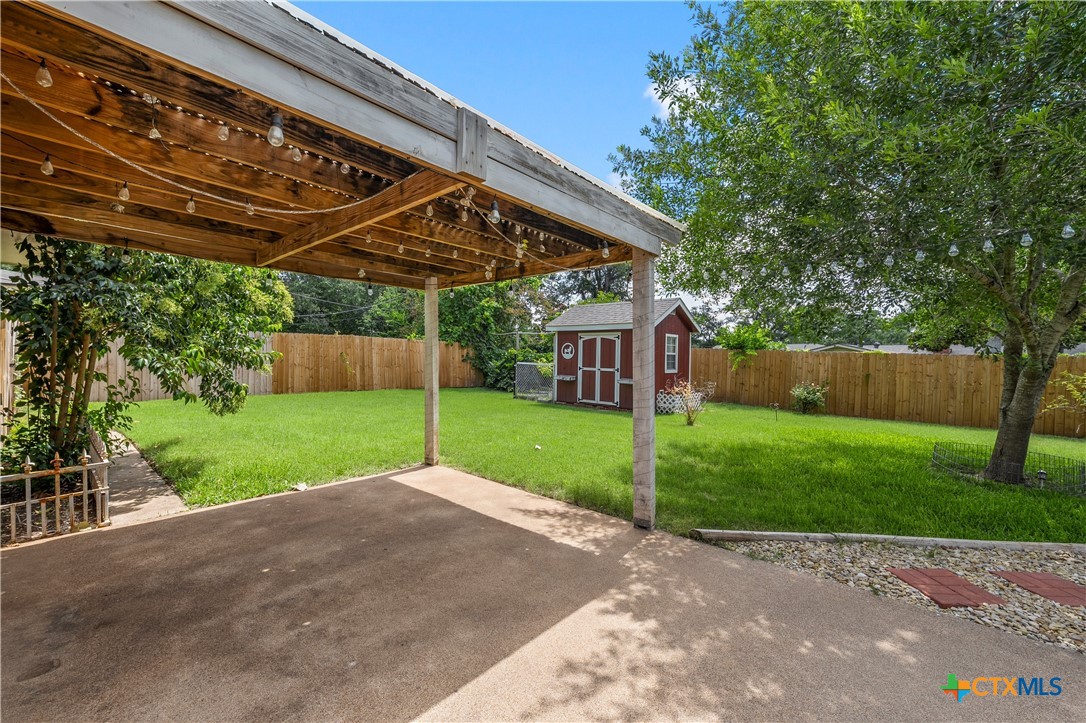 main property photo 19