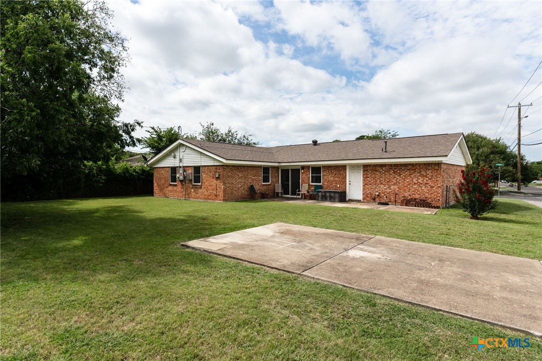 main property photo 23