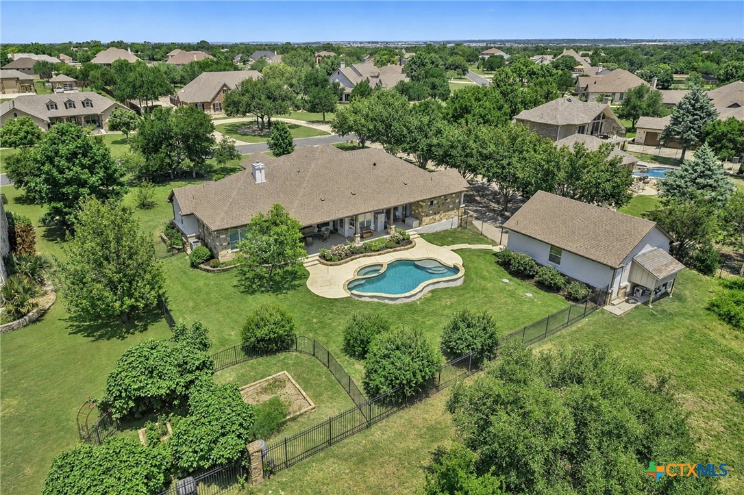 main property photo 37