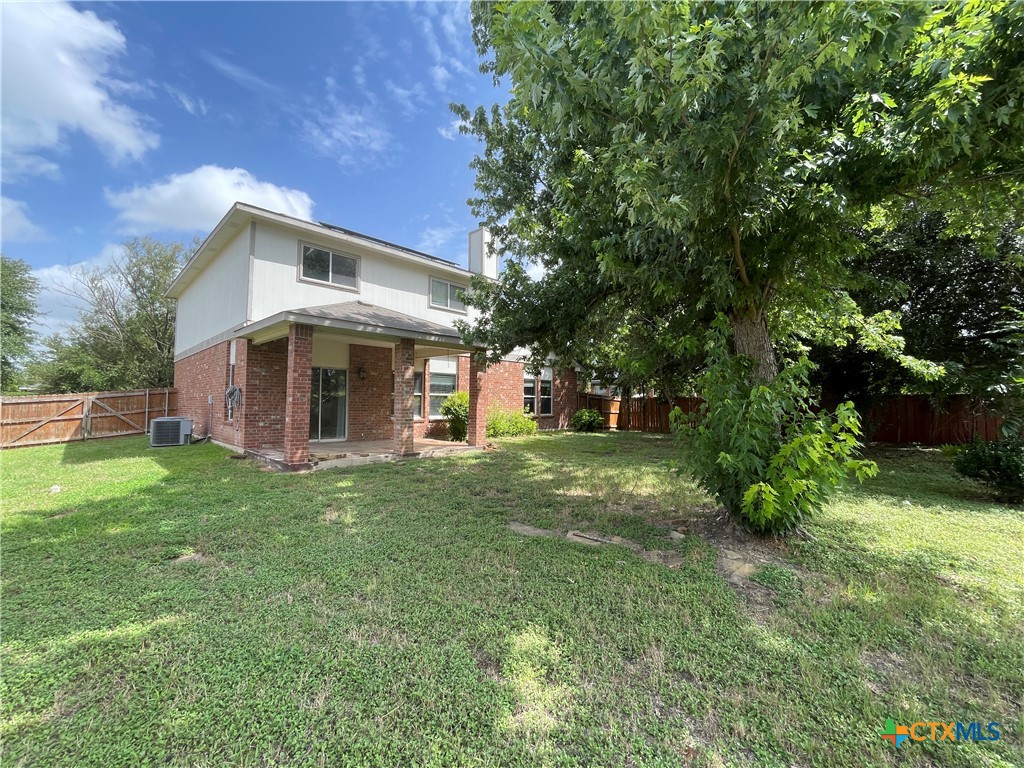 main property photo 30