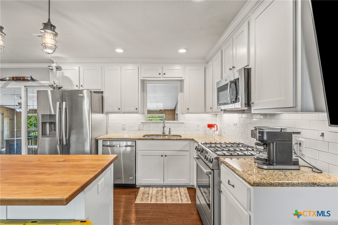 main property photo 15
