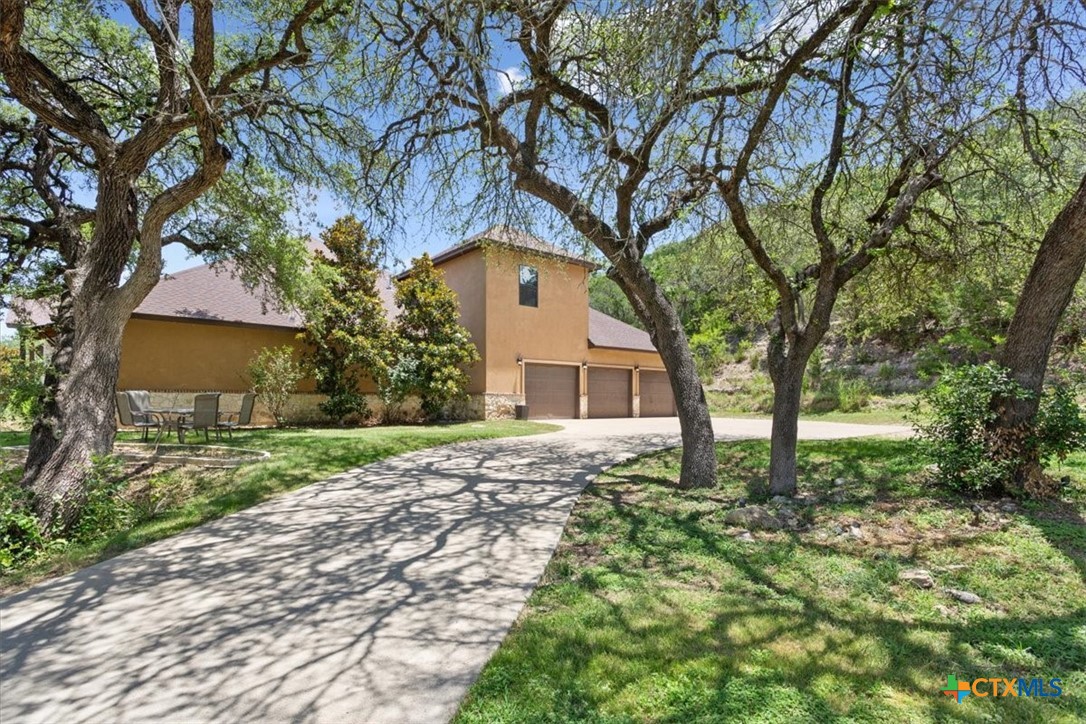 main property photo 35