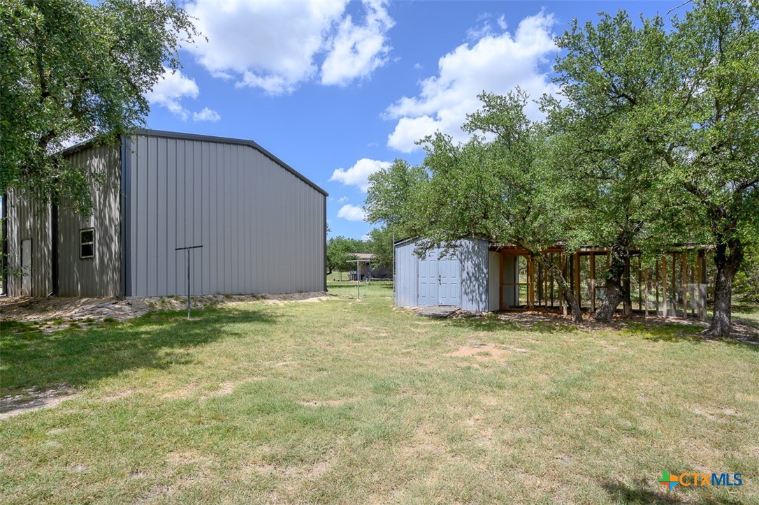 main property photo 16