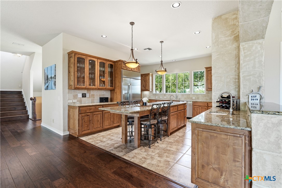 main property photo 15