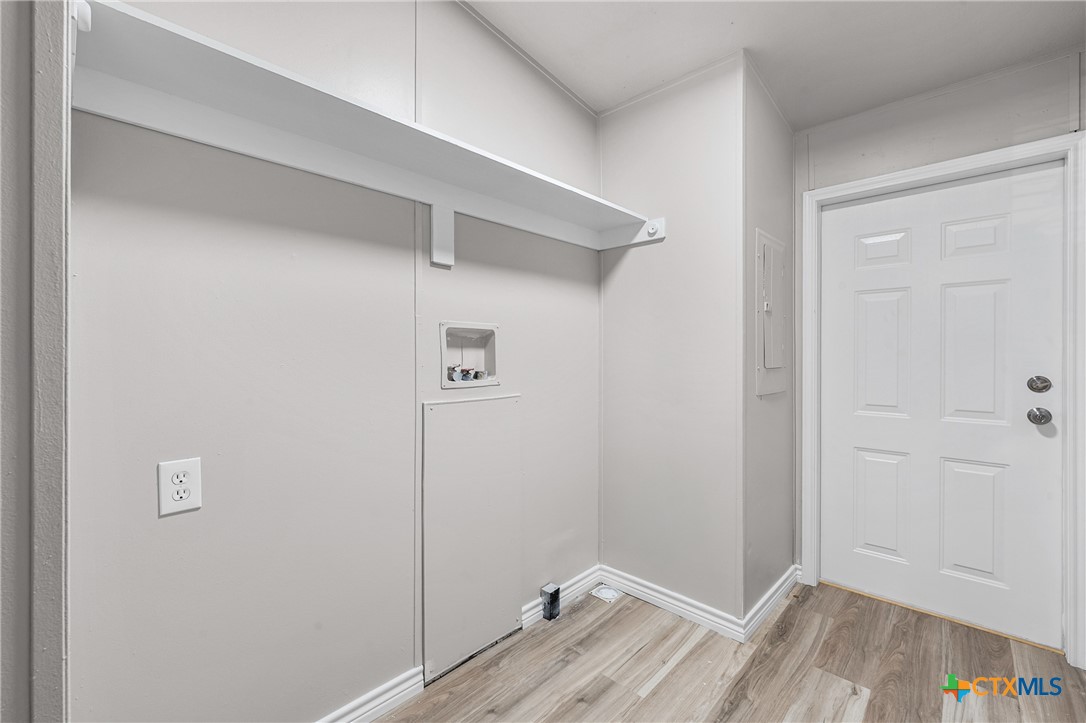 main property photo 24