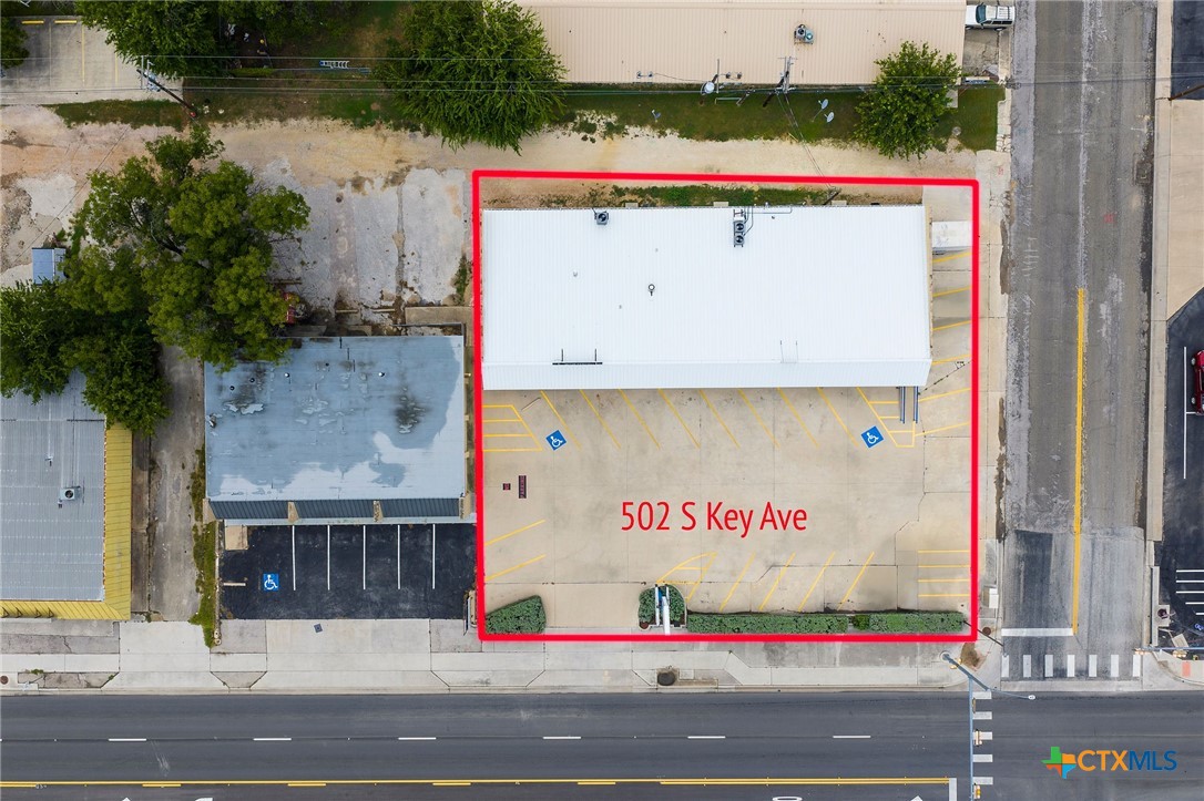 main property photo 39