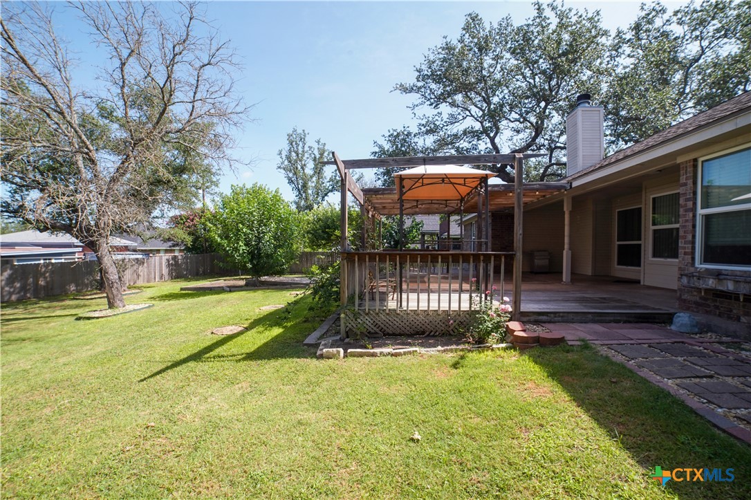 main property photo 33
