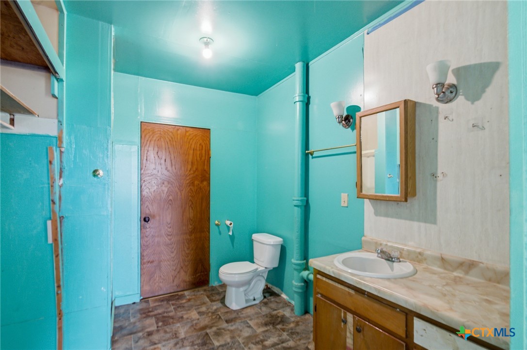 main property photo 10