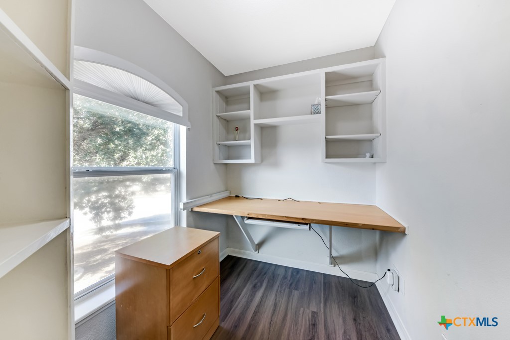 main property photo 32