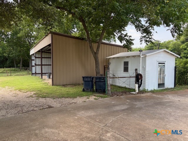 main property photo 13