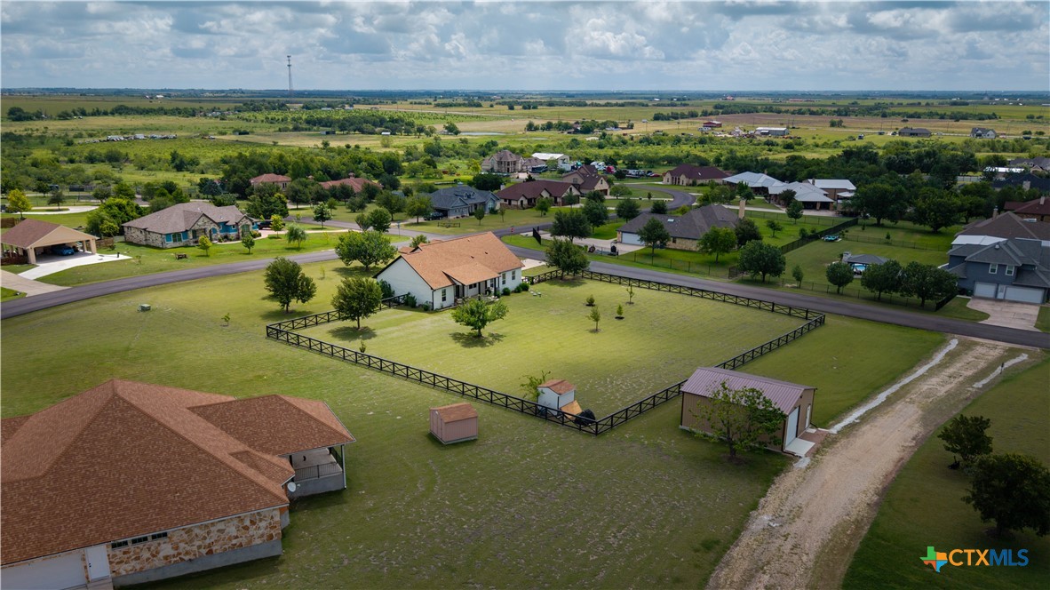 main property photo 28