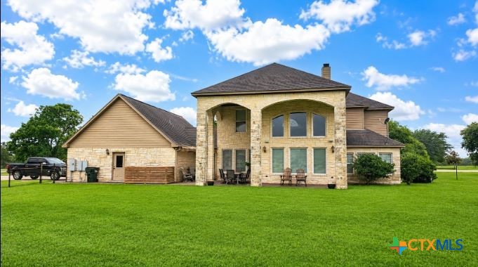 main property photo 2