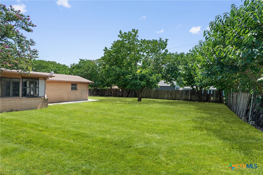 main property photo 34