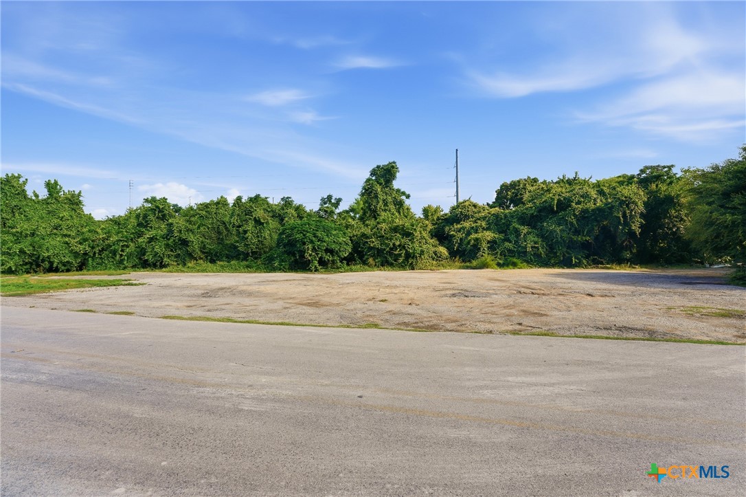 main property photo 12