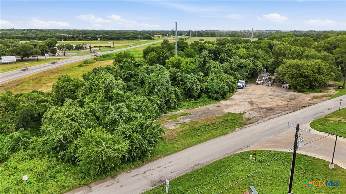 main property photo 7