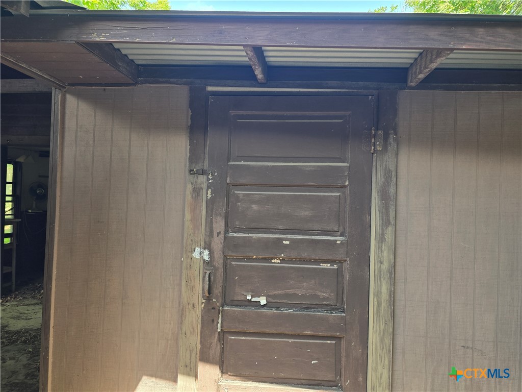 main property photo 10