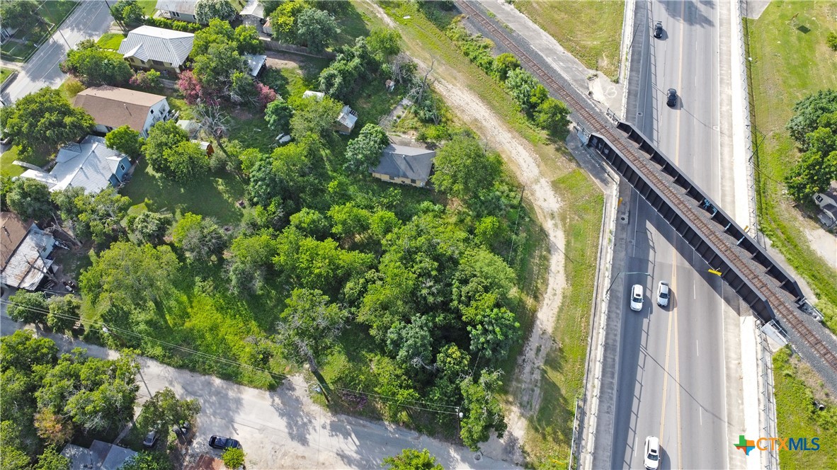 main property photo 12