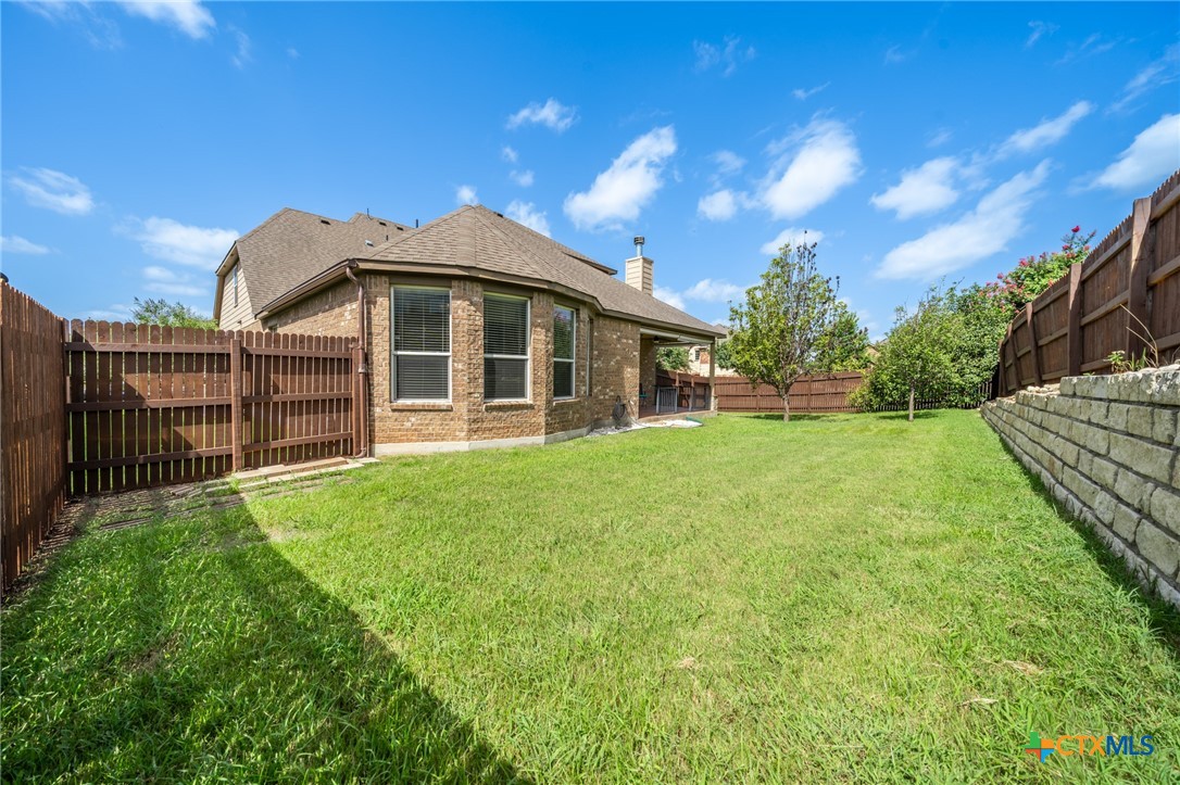 main property photo 10