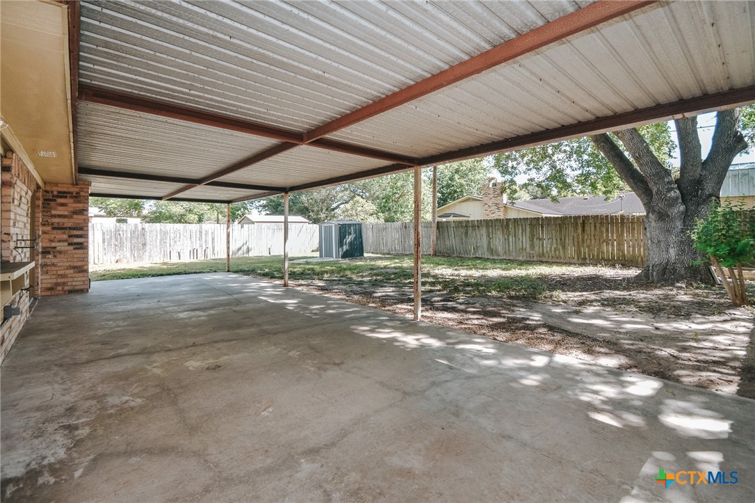main property photo 21
