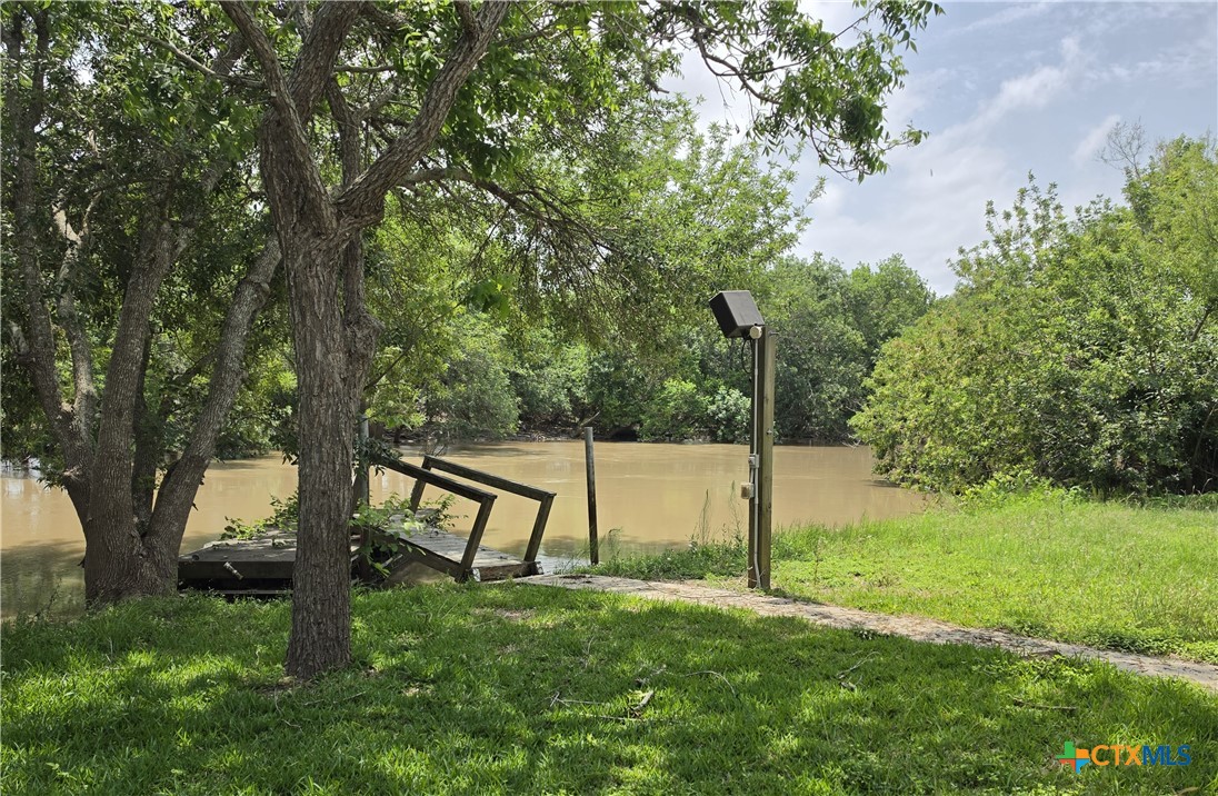 main property photo 6