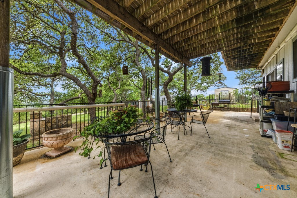 main property photo 29