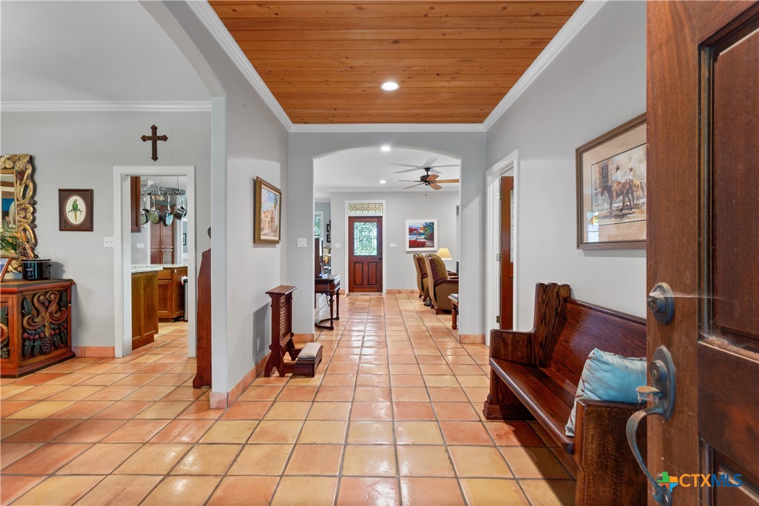 main property photo 16