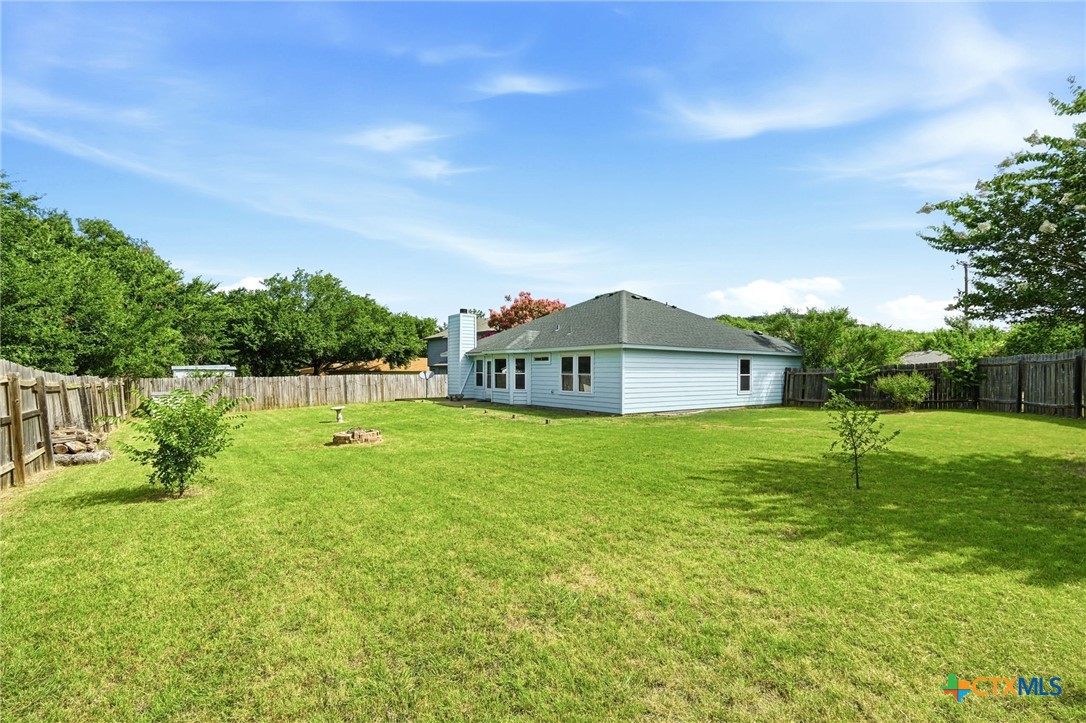 main property photo 13