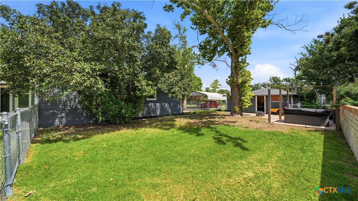 main property photo 33