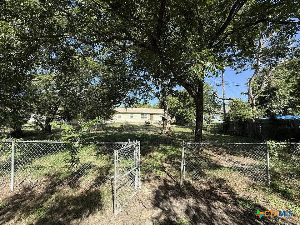 main property photo 35