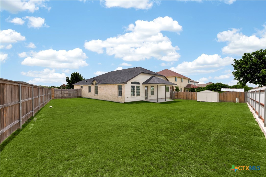 main property photo 29