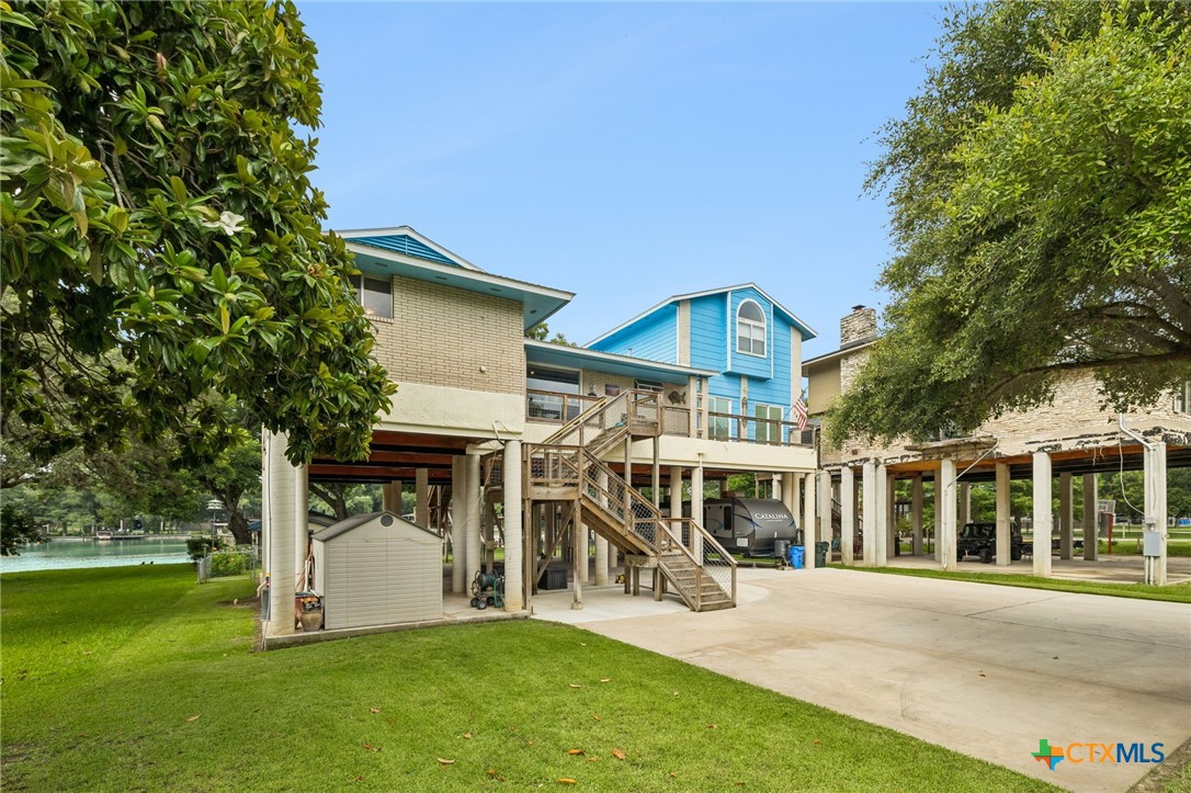 main property photo 6