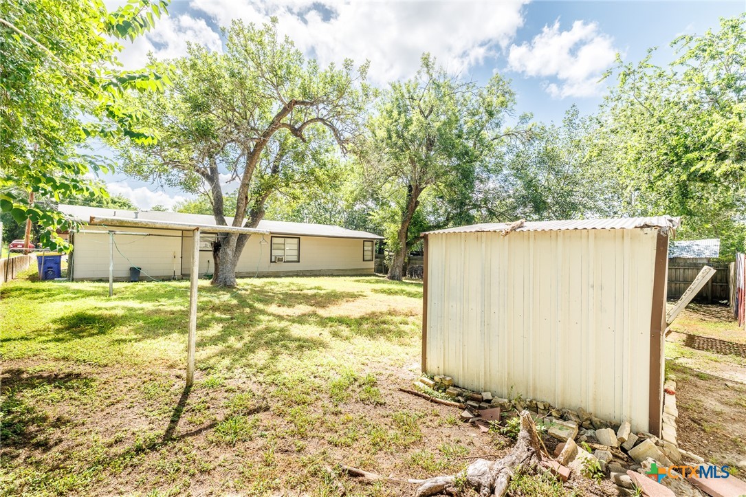 main property photo 10