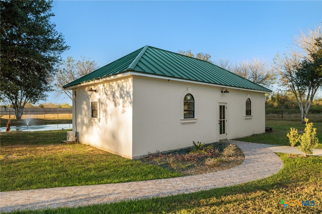 main property photo 10