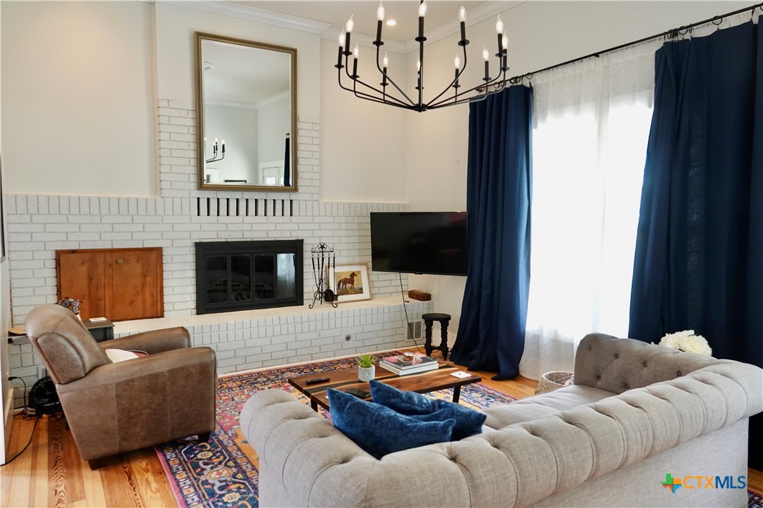 main property photo 10