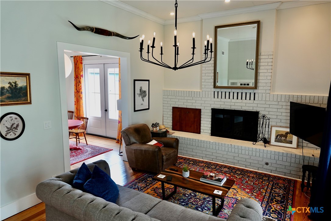 main property photo 11